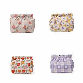 Mini Cloth Waterproof Flower Printed Shrapnel Makeup Bags, Portable Travel Squeeze Top Storage Pouch for Key, Small Cosmetic