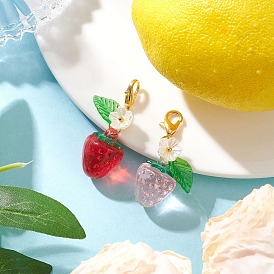 2 шт. подвесные украшения в виде клубники из прозрачного акрила, с бусинами из АБС-пластика, имитирующими жемчуг, и застежками-лобстерами из цинкового сплава