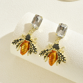 Серьги-гвоздики из сплава в виде пчел, с кубического циркония, золотые