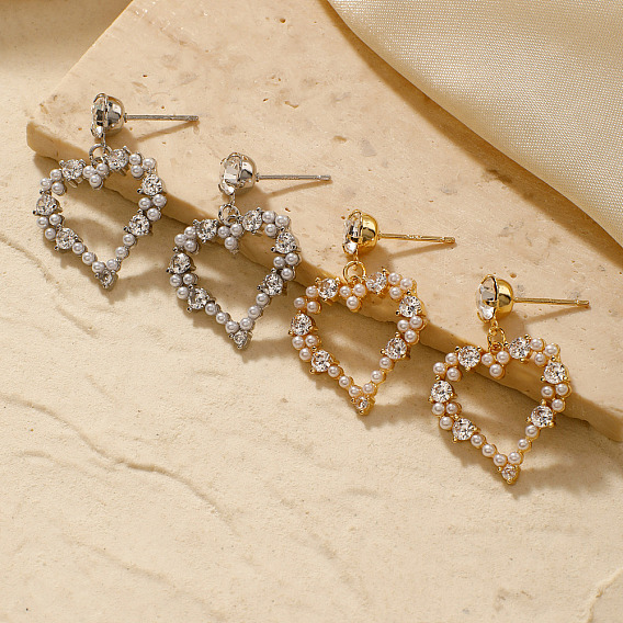 Французский романтический стиль модные латунные серьги-гвоздики в форме сердца со стразами