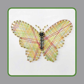 Kits d'art de chaîne de papillon de bricolage pour le cadeau d'enfants, projets d'art et d'artisanat amusants, y compris le panneau en plastique, fil de polyester, vis de fer