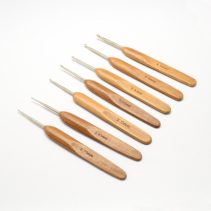 Bamboo Handle Iron Crochet Hook Needles, 133~136x13x7mm, More Size Available
