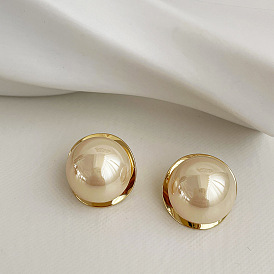 Design sense cold style geometric metal pearl earrings S925 silver needle personality temperament celebrity earrings earrings