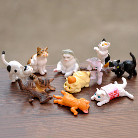 Cute and Adorable Cat Family Doll Ornaments, Various Forms, Cat Desktop Cake Decorations