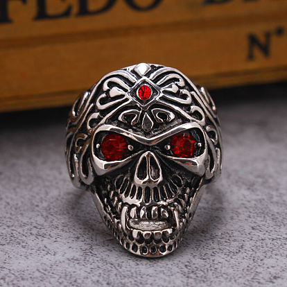 Titanium Steel Skull Finger Ring with Rhinestone, Gothic Punk Jewelry for Women