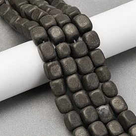 Природного пирита бисер нитей, кубоид