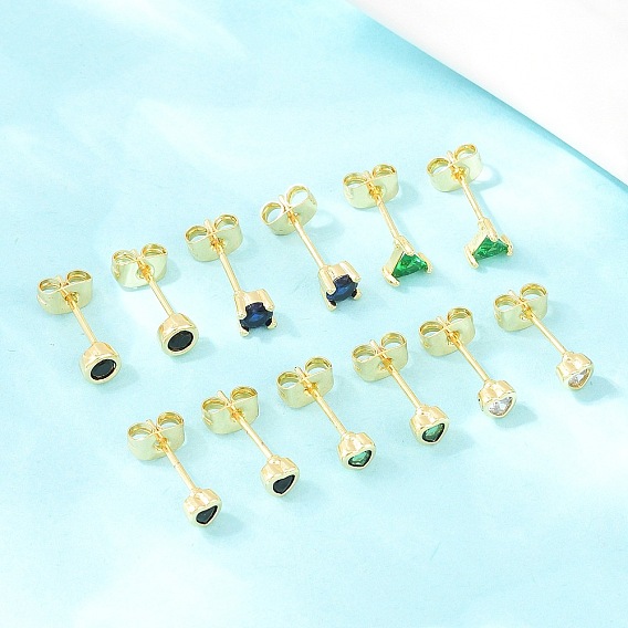 Латунные микро проложить серьги стержня кубического циркония, долговечный, стойки покрытие, без свинца и без кадмия, реальный 18 k позолоченный