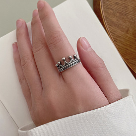 Retro Crown Ring with Unique Design and Cold Attitude for Women's Index Finger