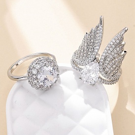 Кольца из латуни с микропаве из прозрачных кубических цирконий для женщин