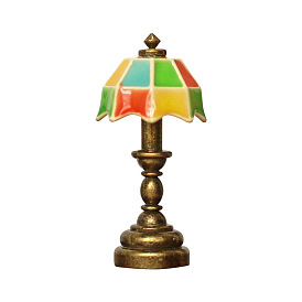 Modèle de mini lampe de table en alliage, accessoires de maison de poupée micro paysage, faire semblant de décorations d'accessoires