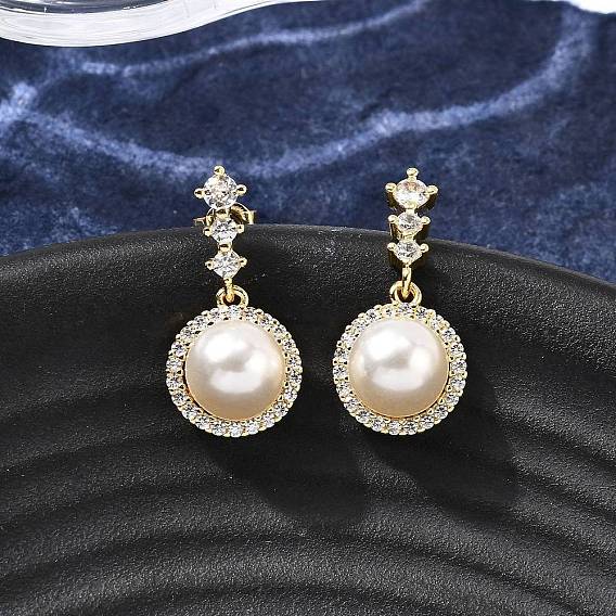 Круглые латунные серьги-гвоздики с микропаве из прозрачных кубических цирконий, с пластиковой имитационной жемчужиной, стойки покрытие, без кадмия и без свинца