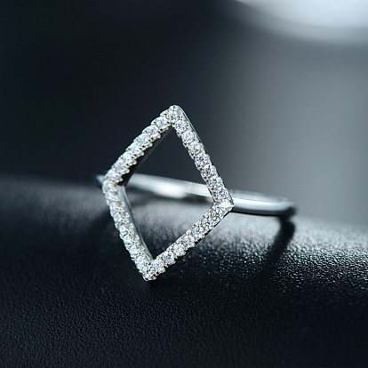 Ромб 925 стерлингового серебра микропаве прозрачные кубические циркониевые кольца для женщин, родий