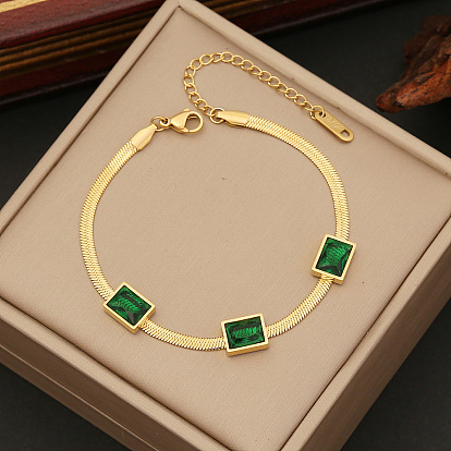 Green Square Stainless Steel Necklace - Minimalist Serpentine Chain for Elegant Collarbone Look
