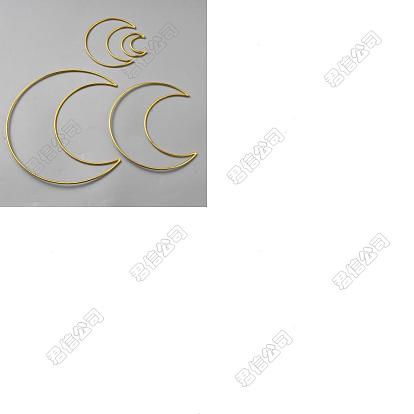 4 piezas 4 tamaños anillo de eslabones de hierro con temática navideña, Aros de macramé con corona, dorado