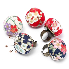 Cojines con alfileres de aguja de tela con estampado de flores y colores aleatorios, almohadillas elásticas para agujas de anillos de dedo