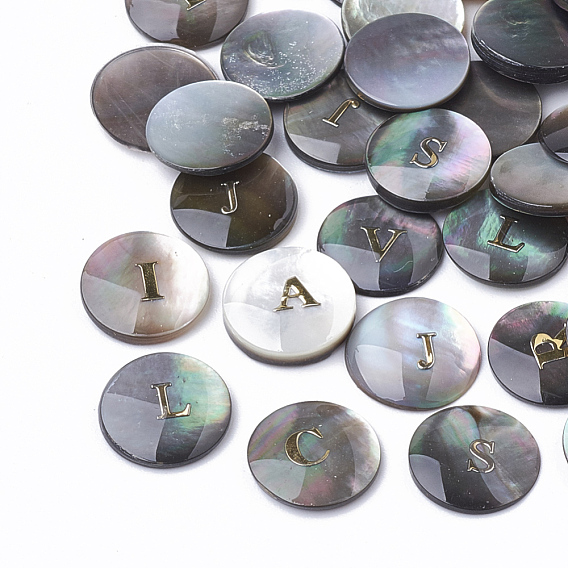 Lèvres noir cabochons shell, plat rond avec la lettre initiale