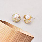 Серьги-гвоздики из латуни с микропаве из кубических цирконий и искусственного жемчуга ABS