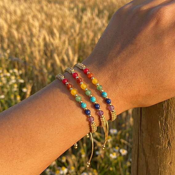 3 Набор регулируемых браслетов из круглых бусин с чакрами, выполненных из натуральных и синтетических камней.