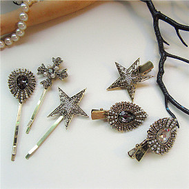 Crystal Pearl Hair Clip - Vintage Hairpin for Women, Elegant and Stylish.