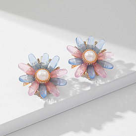 Simulated 3D Pearl Flower Earrings - Minimalist Design, Unique Women's Jewelry.