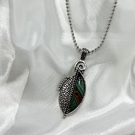 Ожерелья с подвесками из эпоксидной смолы в виде листьев для женщин