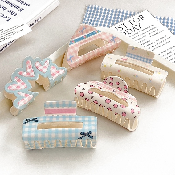 Акриловые заколки-коготь в стиле тартан