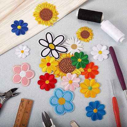 18Pcs 18 Style Computerized Embroidery Cloth Iron on/Sew on Patches, Costume Accessories, Flower