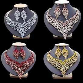 Ожерелья с подвесками из цинкового сплава и серьги-гвоздики в виде листьев