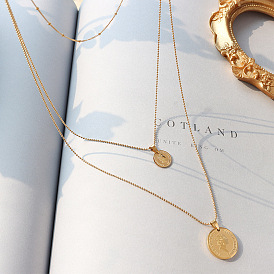 Élégant collier de perles à trois couches pour femme en acier titane avec placage en or k - p
