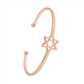 Rose Gold Open Bracelet with Pentagram - Versatile and Stylish Hand Accessory.