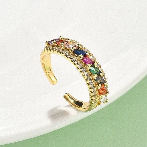 Регулируемые манжеты из латуни с микропаве из разноцветных кубических цирконий