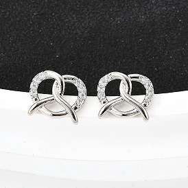 Серьги-гвоздики из латунного микро-паве, сердце