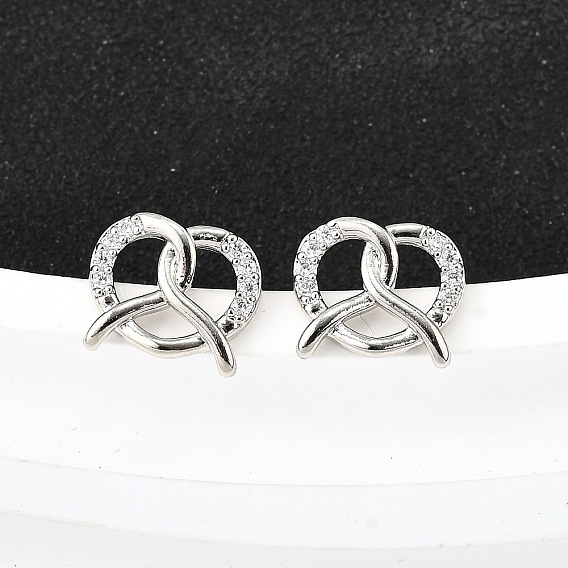 Серьги-гвоздики из латунного микро-паве, сердце