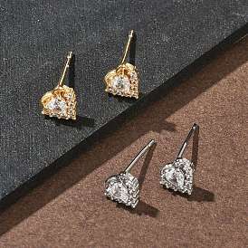 Женские серьги-гвоздики из латуни с микропаве и прозрачным кубическим цирконием, сердце