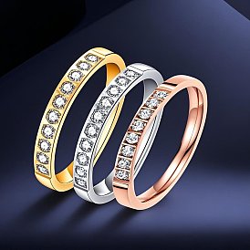 Женские кольца из нержавеющей стали с кристаллами и стразами