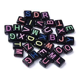Acrylique liens multi-brins, rectangle avec lettre mixte