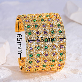 Vintage Palace Style 18K Gold Bracelet with Grid Shape and Zircon Stone Decoration for Women