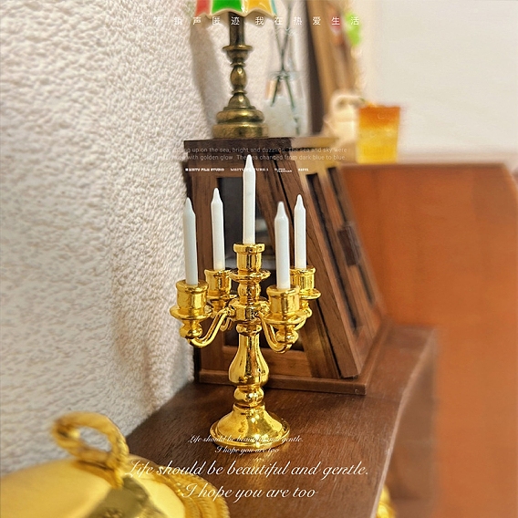 Подсвечник из сплава мини-модель, cmолой, аксессуары для кукольного домика с микро-ландшафтом, притворяясь опорными украшениями