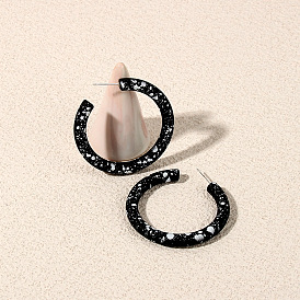Boucles d'oreilles en acrylique en forme de C en noir - mode européenne et américaine, branché.