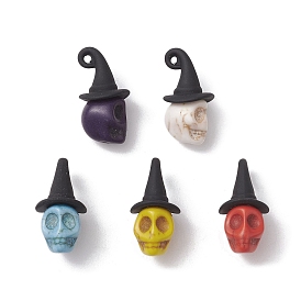 Pendentifs synthétiques teints en turquoise, Breloques crâne d'Halloween avec chapeau de sorcière en alliage noir