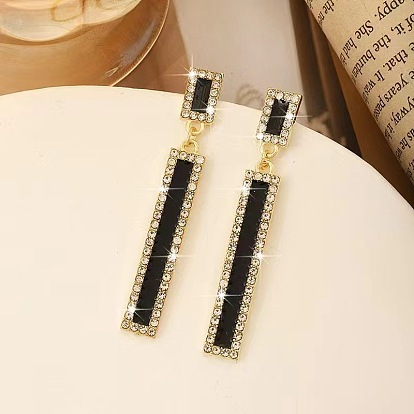 Серьги-гвоздики из сплава и страз, прямоугольные, золотые