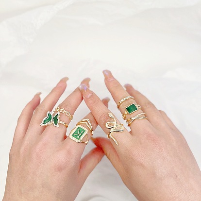 Personalized jewelry, snake-shaped green hollow eight-piece ring set, fashionable geometric square diamond butterfly letter ring