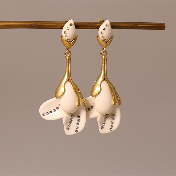 Серьги-гвоздики с цветком из латуни и смолы, с фурнитурой для сережек из сплава, матовый золотой цвет