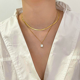 Minimalist Double-layer Square Pendant Necklace for Women in 14K Gold, Unique Design, Versatile and Elegant Snake Chain.