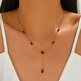 Ожерелья из нержавеющей стали с черными прямоугольными блоками и Y-образными кисточками, подходящие как для повседневной носки, так и для торжественных случаев.