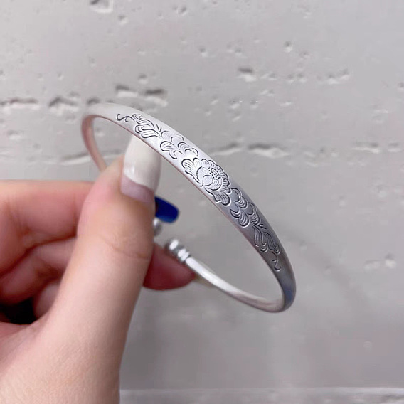 Женские браслеты-манжеты из латуни с резным пионом в стиле ретро