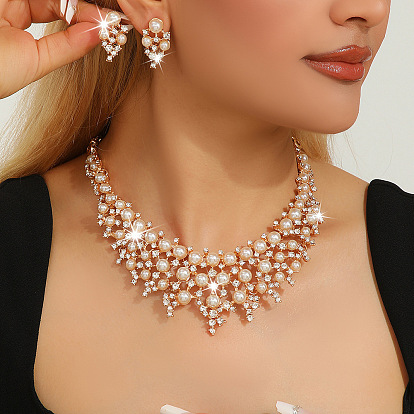Комплекты серег-гвоздиков и ожерелий из сплава со стразами для женщин, с имитацией жемчуга, свадебные украшения и аксессуары