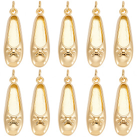 10 piezas colgantes de latón, zapatos encantos, chapado en rack, larga duración plateado, sin plomo y el cadmio