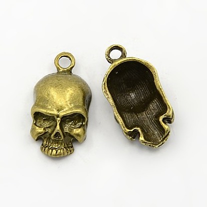 Tibetan Style Alloy Pendants, Cadmium Free & Lead Free, Skull, for Halloween Day, 19x10x5mm, Hole: 2mm