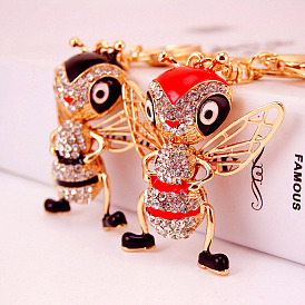 Adorable Bee Keychain Metal Pendant for Fashionable Accessories